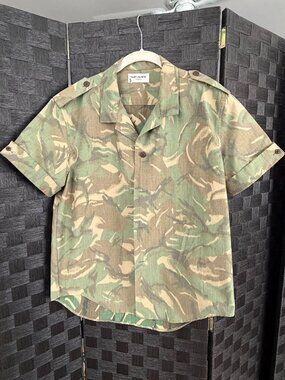 Saint Laurent Green Khaki short sleeve shirt. EU 40.